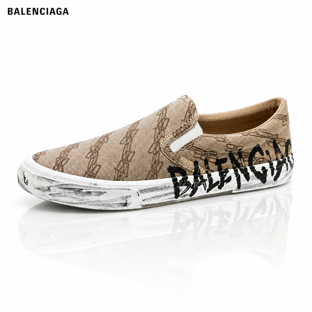 Exclusive Balenciaga Runway Style Shoe — Black — Size 38 — Front View