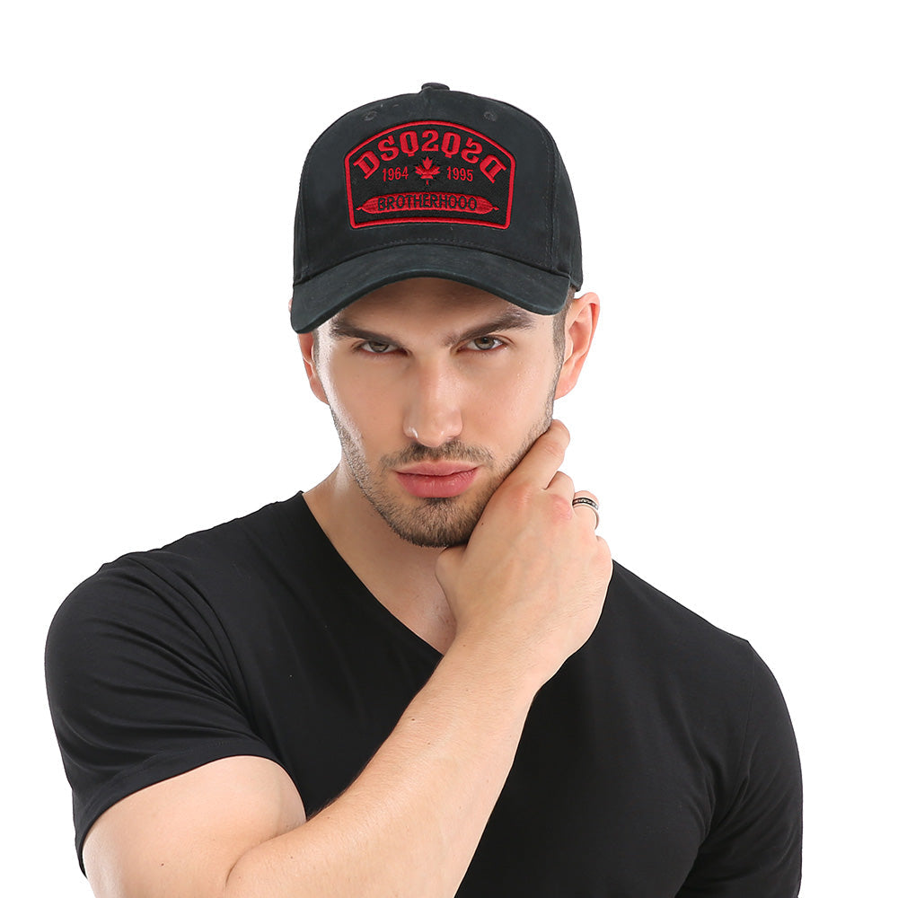 Exclusive dsquared2 2026 Man Hat — White — Side View