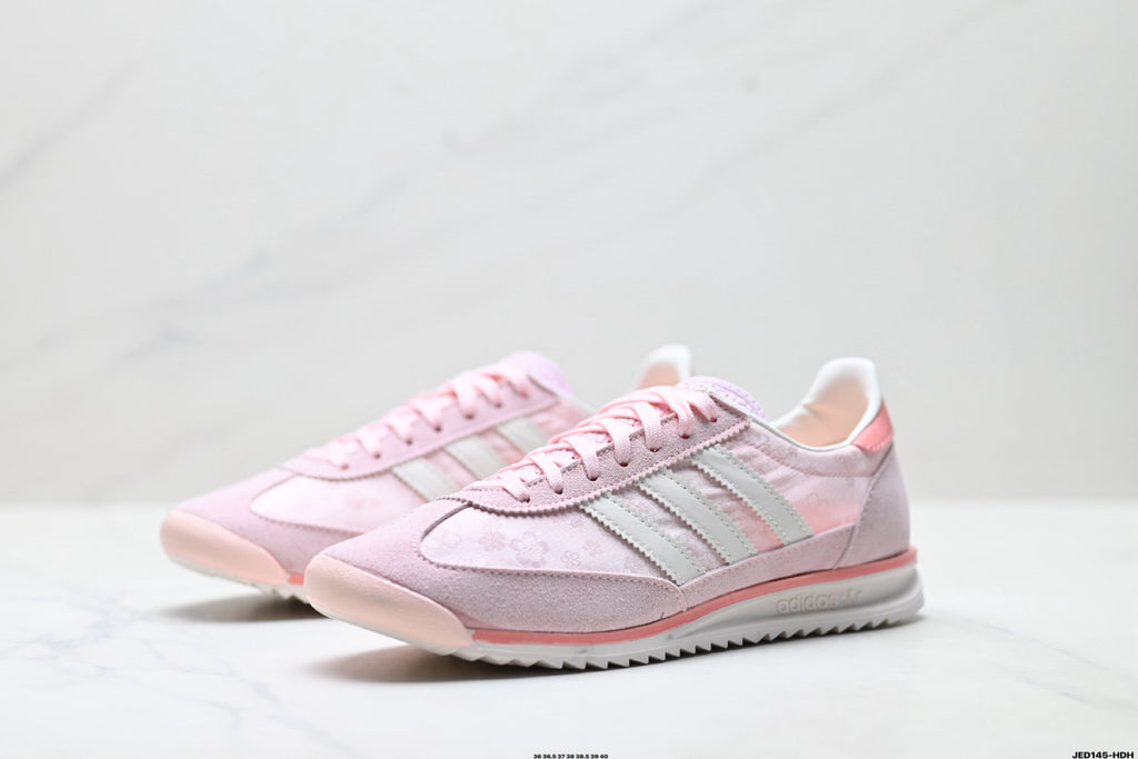 Exclusive Adidas Originals Retro Casual Sneakers – Classic & Versatile — EU 36 / US M4 / W5.5 / 23CM — Top View