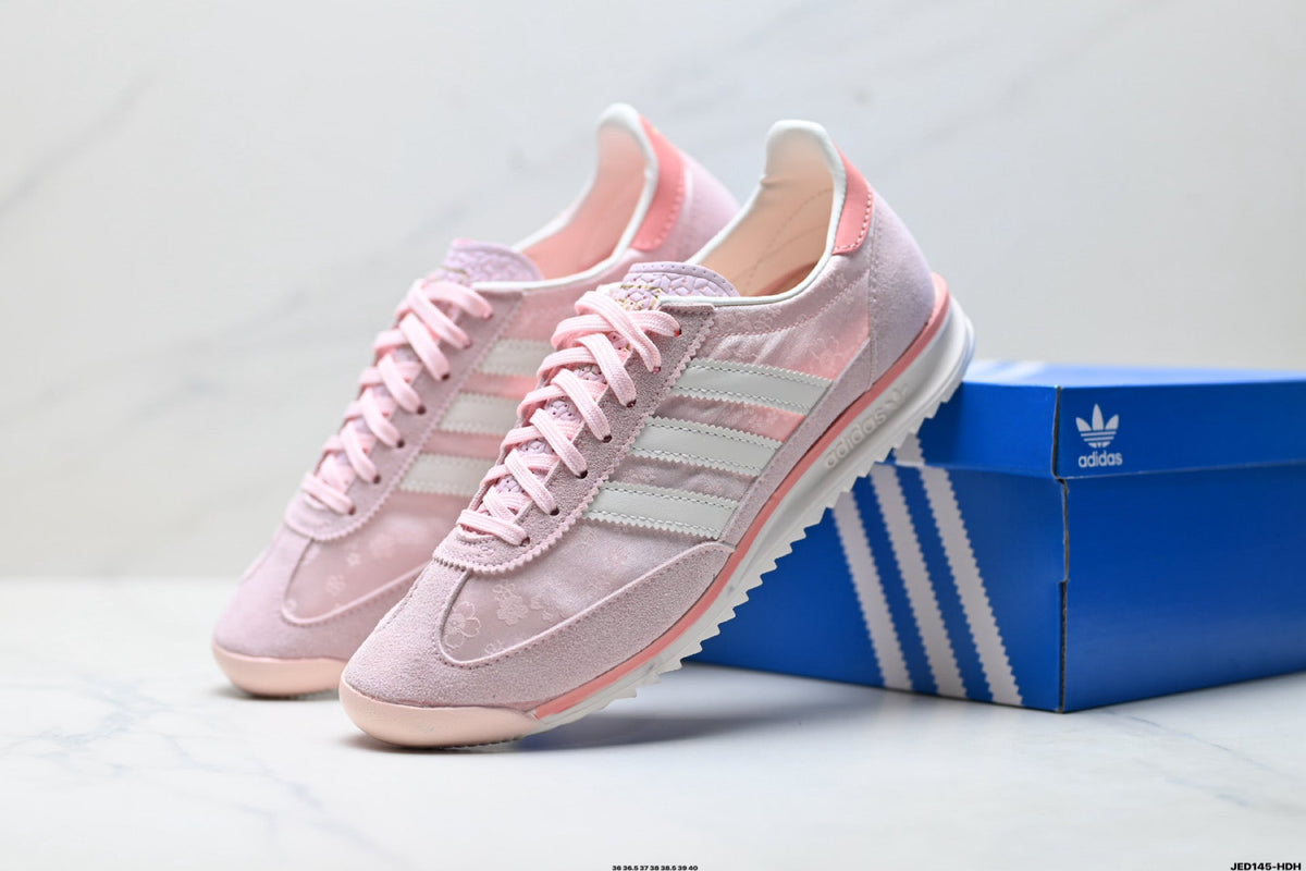 Exclusive Adidas Originals Retro Casual Sneakers – Classic & Versatile — EU 36 / US M4 / W5.5 / 23CM — Side View
