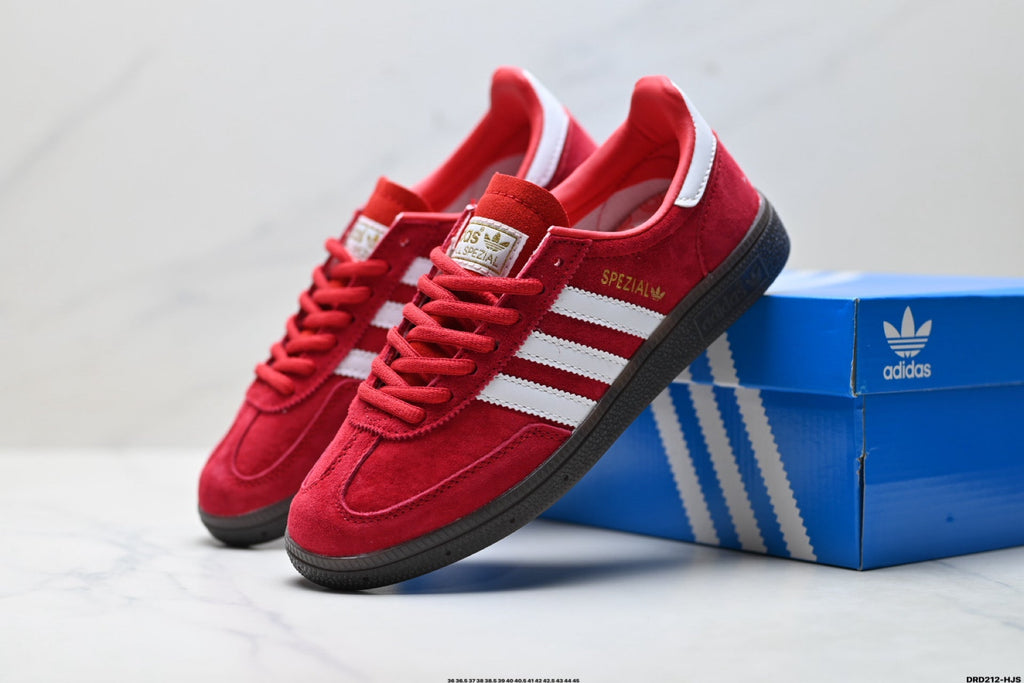 Exclusive Adidas Classic Retro Low Top Sneakers — EU 36 / US M4 / W5.5 / 23CM — Side View