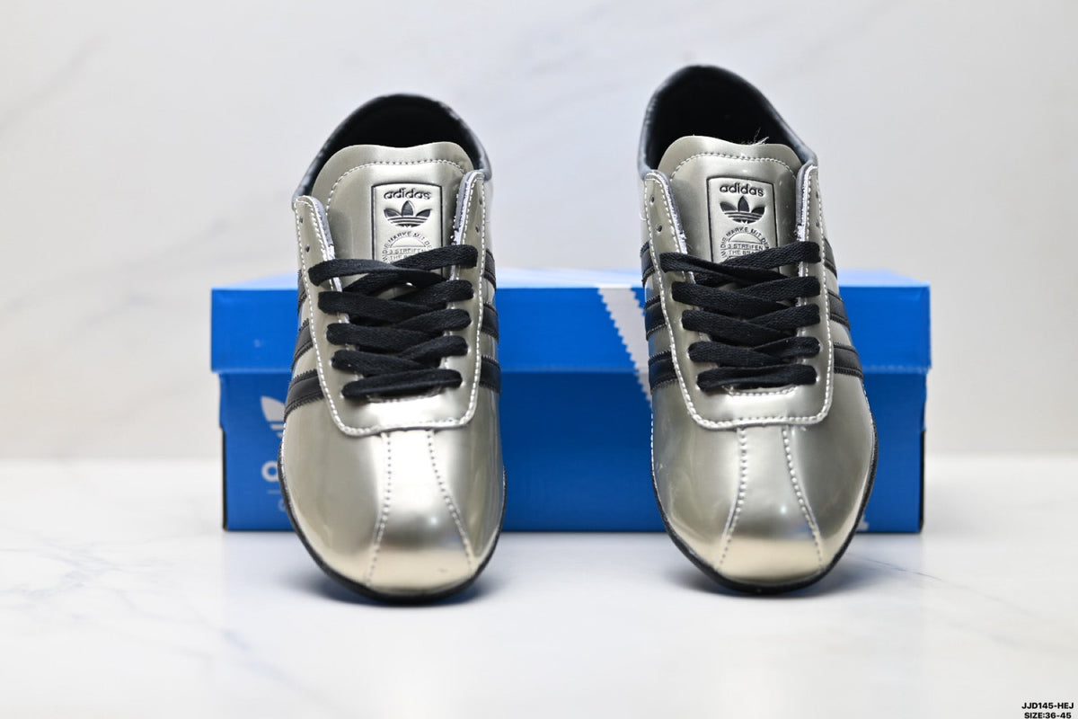 Exclusive Adidas Tokyo Sneakers — EU 36 / US M4 / W5.5 / 23CM — Detail View