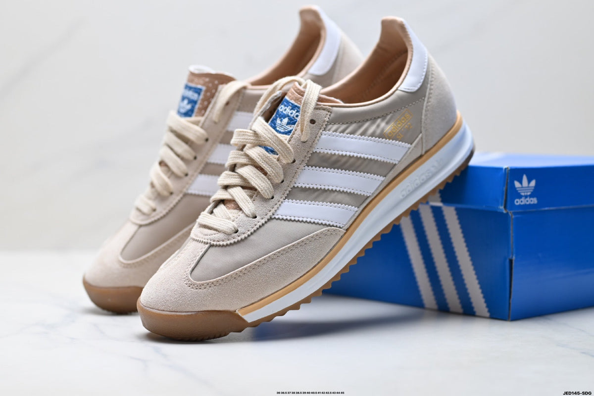 Exclusive Adidas SL 72 RS Retro Lifestyle Sneakers — EU 36 / US M4 / W5.5 / 23CM — Side View