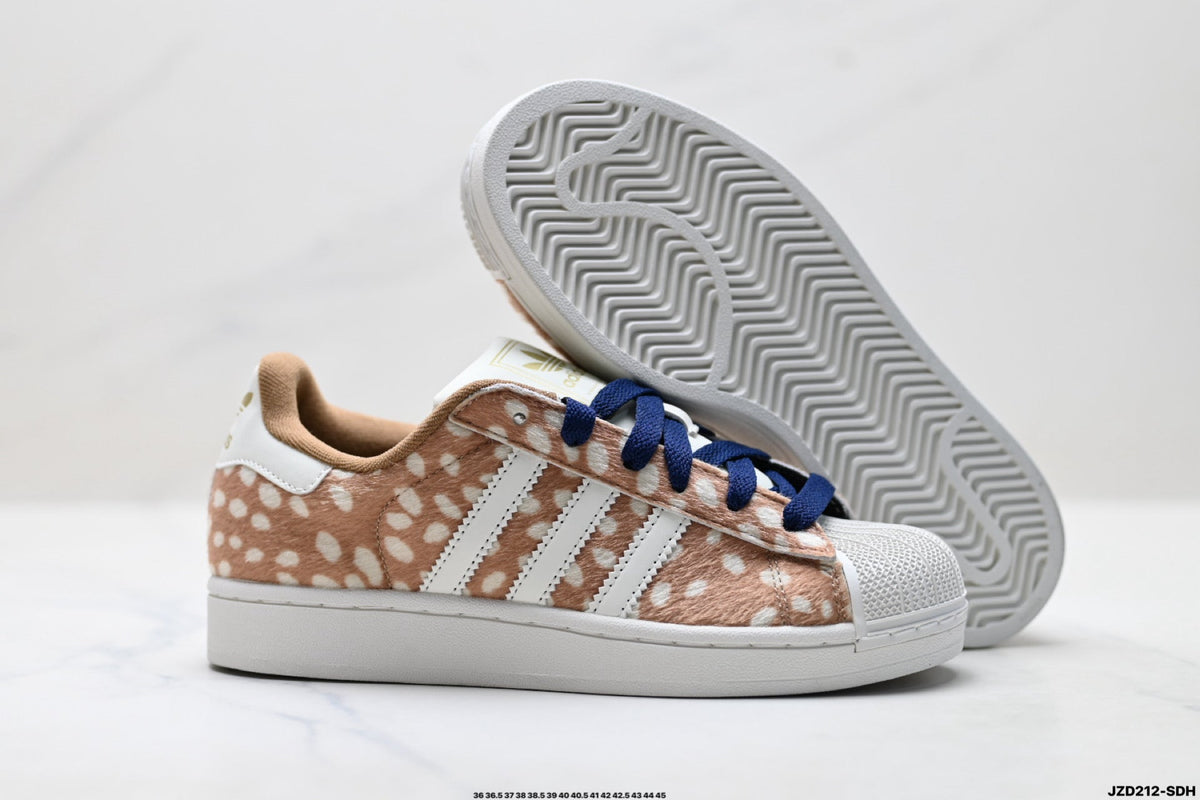 Exclusive Adidas Originals Superstar Classic Sneakers — EU 36 / US M4 / W5.5 / 23CM — Back View