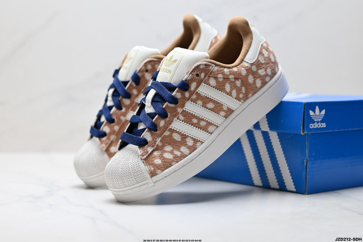 Exclusive Adidas Originals Superstar Classic Sneakers — EU 36 / US M4 / W5.5 / 23CM — Side View