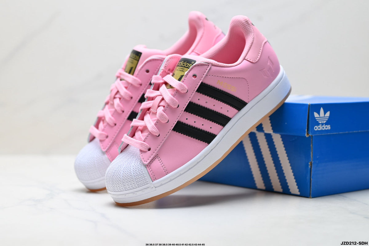 Exclusive Adidas Originals Superstar Classic Sneakers — EU 36 / US M4 / W5.5 / 23CM — Side View