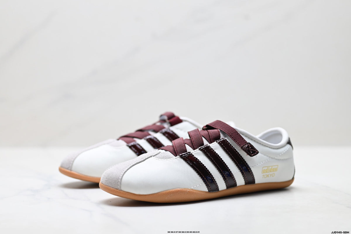 Exclusive Adidas Originals Tokyo W Classic Sneakers — EU 36 / US M4 / W5.5 / 23CM — Top View