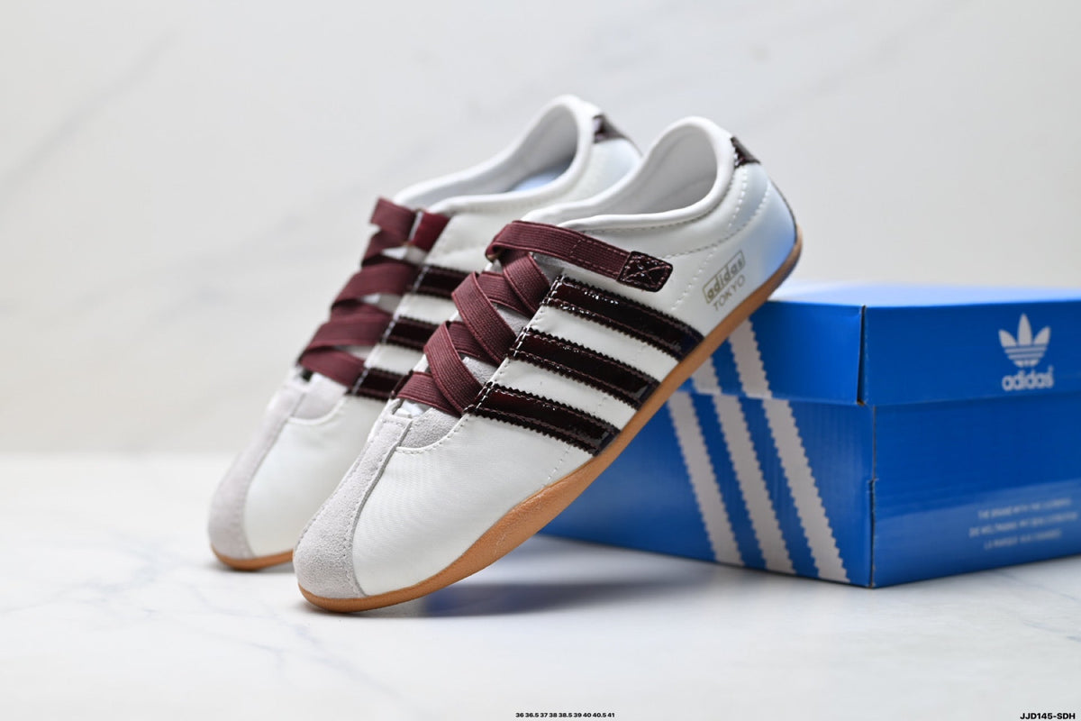 Exclusive Adidas Originals Tokyo W Classic Sneakers — EU 36 / US M4 / W5.5 / 23CM — Side View