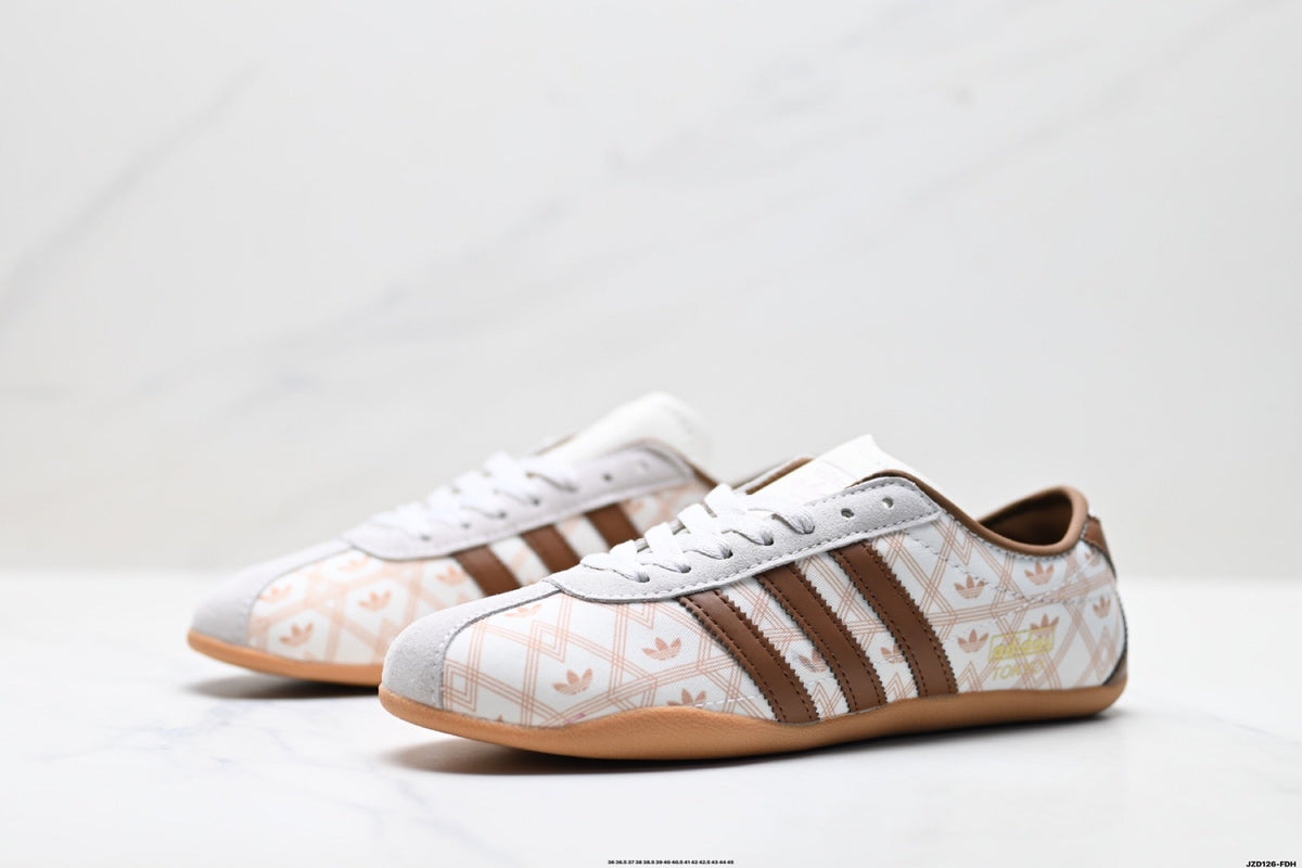 Exclusive Adidas K81801450 Unisex Casual Sneakers #4 — Burgundy — Size EU 36 / US M4 / W5.5 / 23CM — Alternate View 11