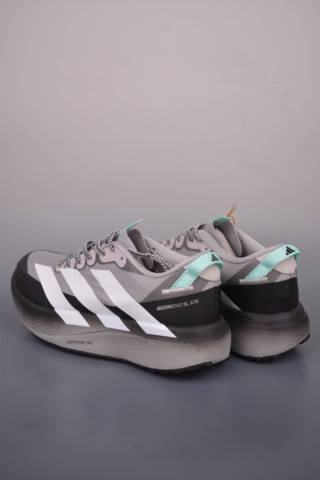 Exclusive Adidas KK01650 Unisex Running Shoes — Grey/White — Size EU 36 / US M4 / W5.5 / 23CM — Top View