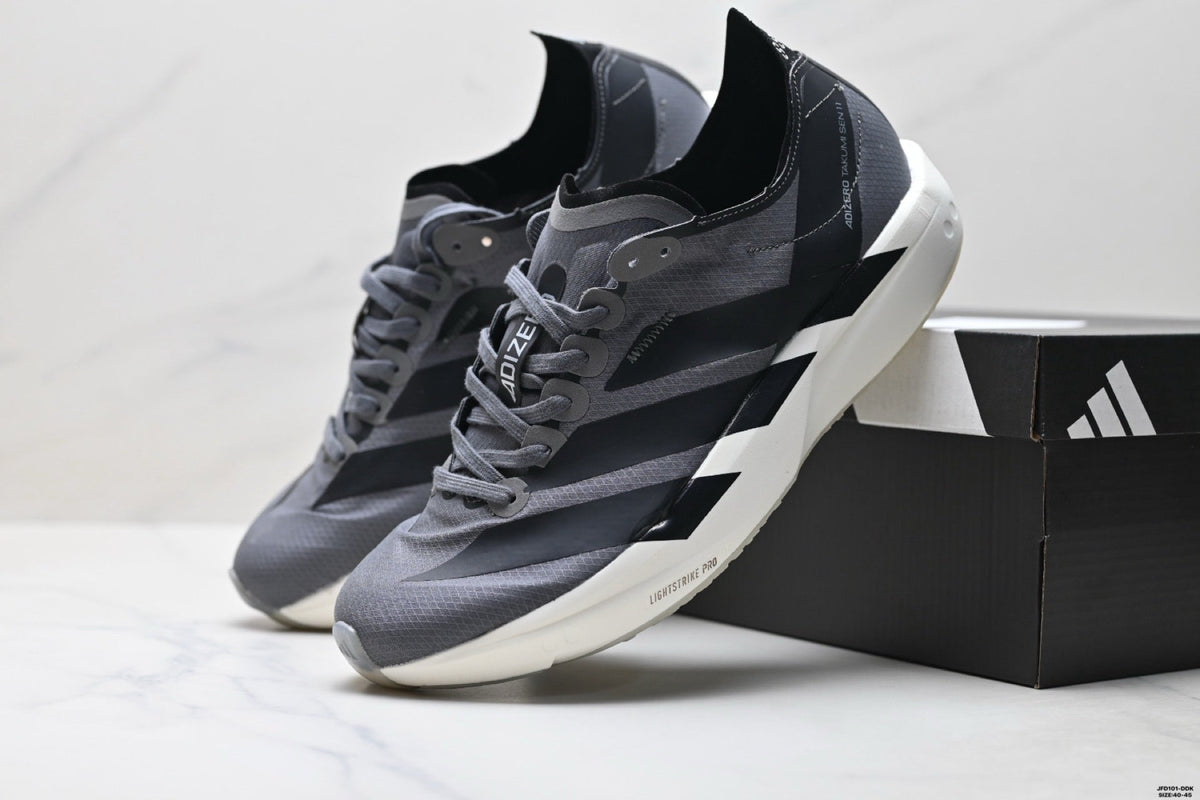 Exclusive Adidas K81801650 Men's Running Shoes #3 — Black — Size EU 40 / US M7 / W8.5 / 25CM — Alternate View 7