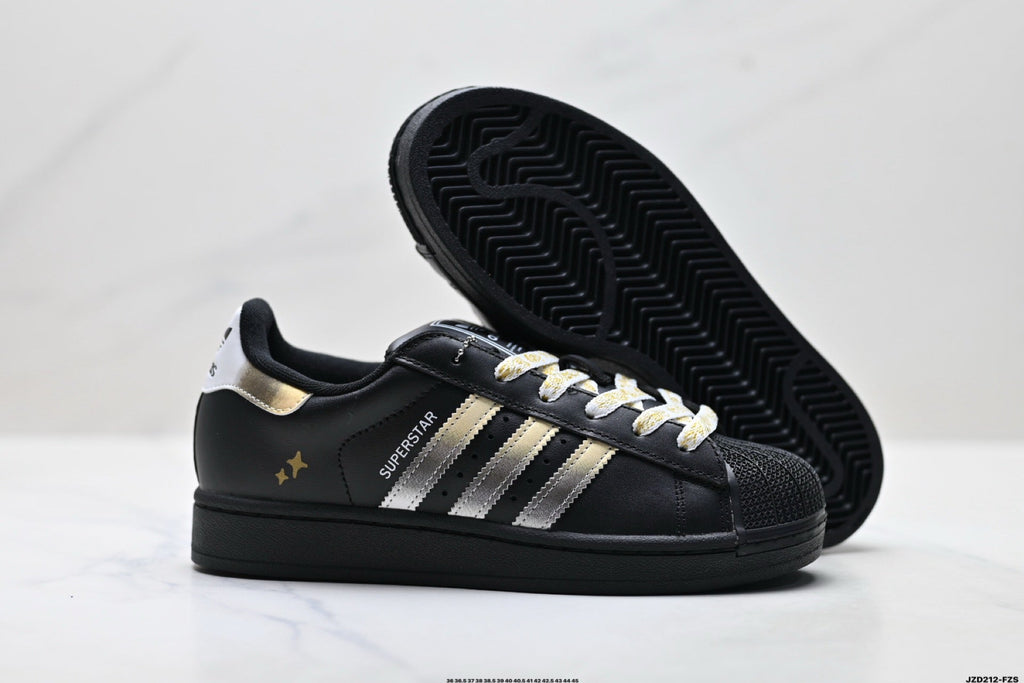Exclusive Adidas K81801450 Unisex Shell-Toe Sneakers — Black/White — Size EU 36 / US M4 / W5.5 / 23CM — Detail View