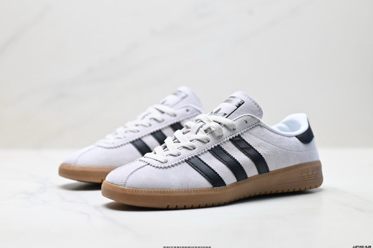 Exclusive Adidas K81801450 Unisex Casual Sneakers #2 — White/Black/Gum — Size EU 36 / US M4 / W5.5 / 23CM — Detail View