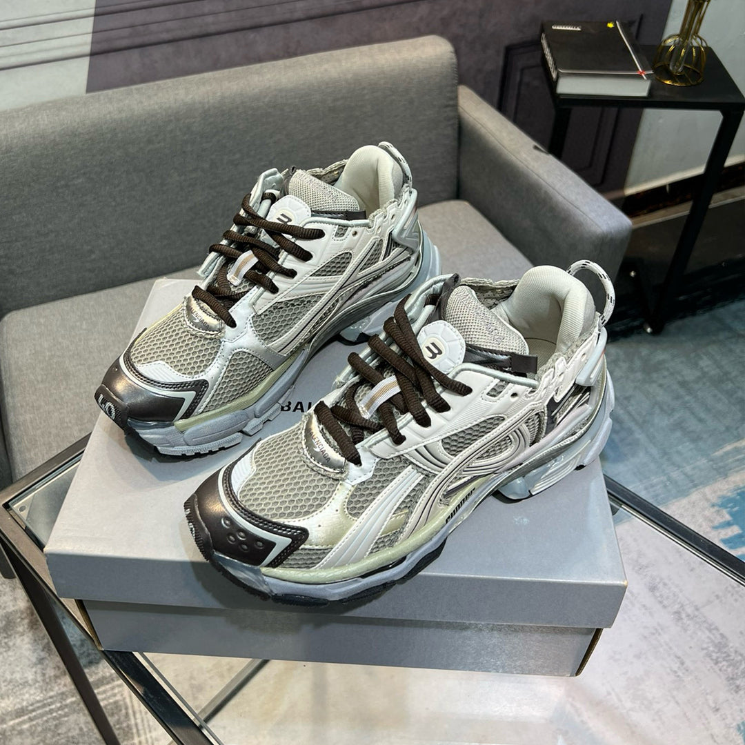 Exclusive Balenciaga Limited Edition Couple's Style Shoe — Style 1 — Size 36 — Detail View