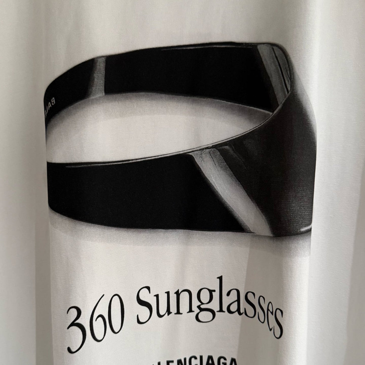 Exclusive Balenciaga Classic Man  T-Shirt — XS — Back View