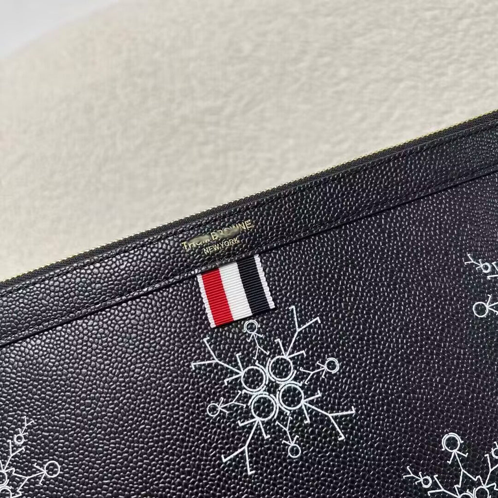 Exclusive 2025 Top-grade cowhide clutch — Large 33CM*25CM — Top View
