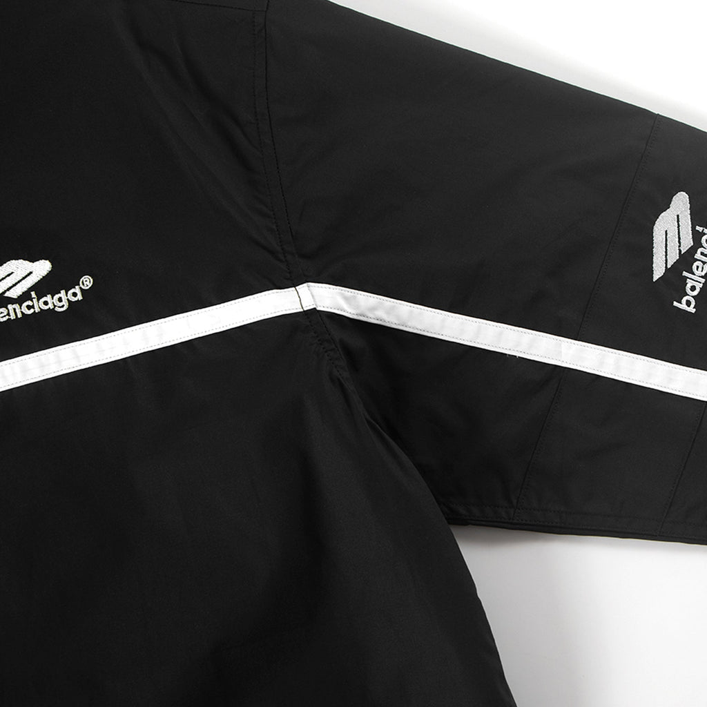 Exclusive 2025SS Classic Long-Sleeve Shirt — Black — Size S — Lifestyle View