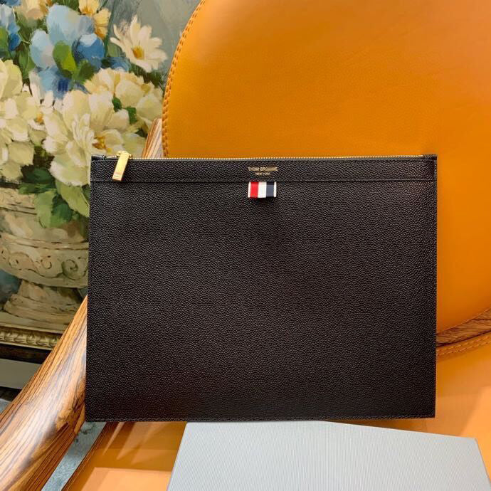 Exclusive 2025 Top-grade cowhide clutch — 35CM*25CM — Side View