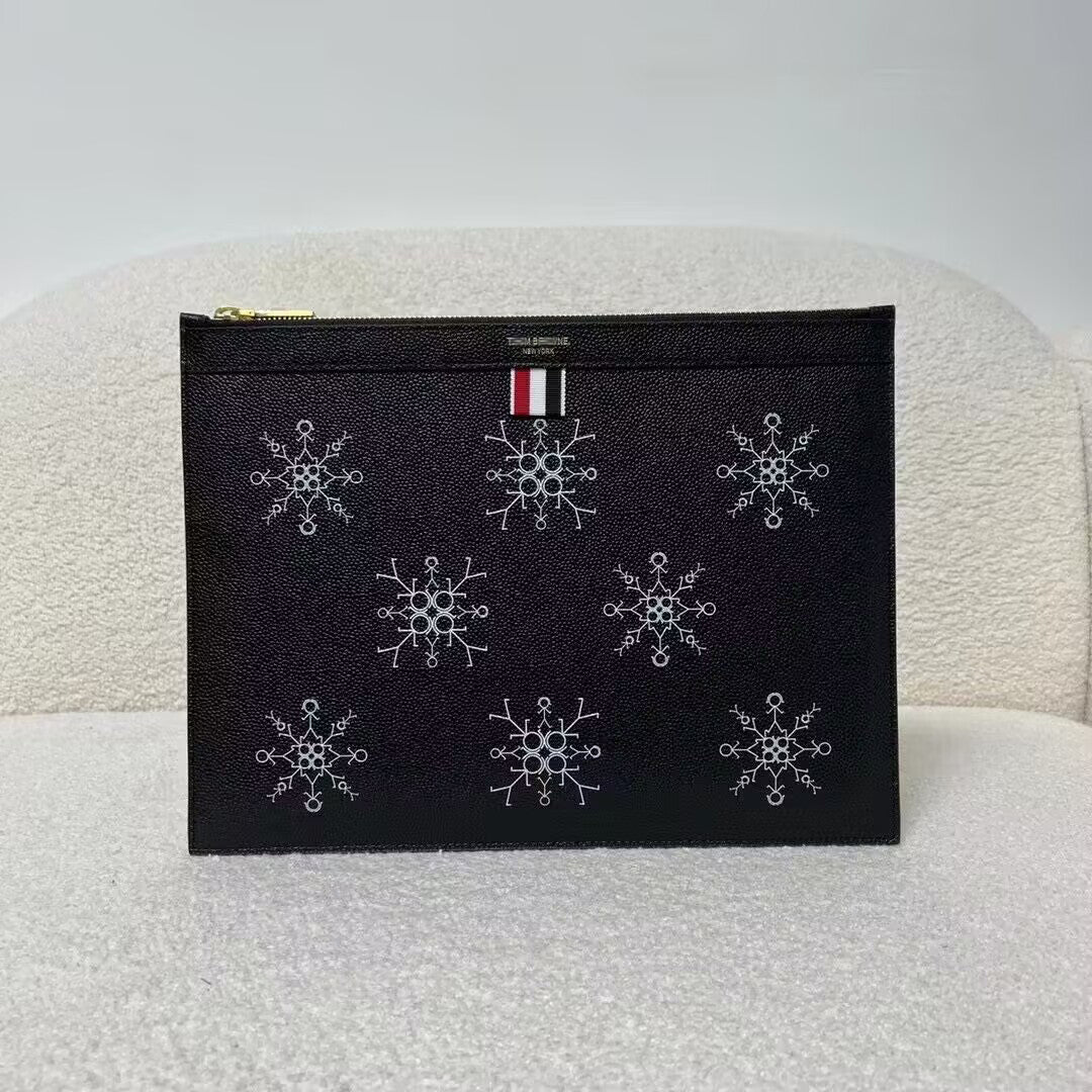 Exclusive 2025 Top-grade cowhide clutch — Large 33CM*25CM — Side View