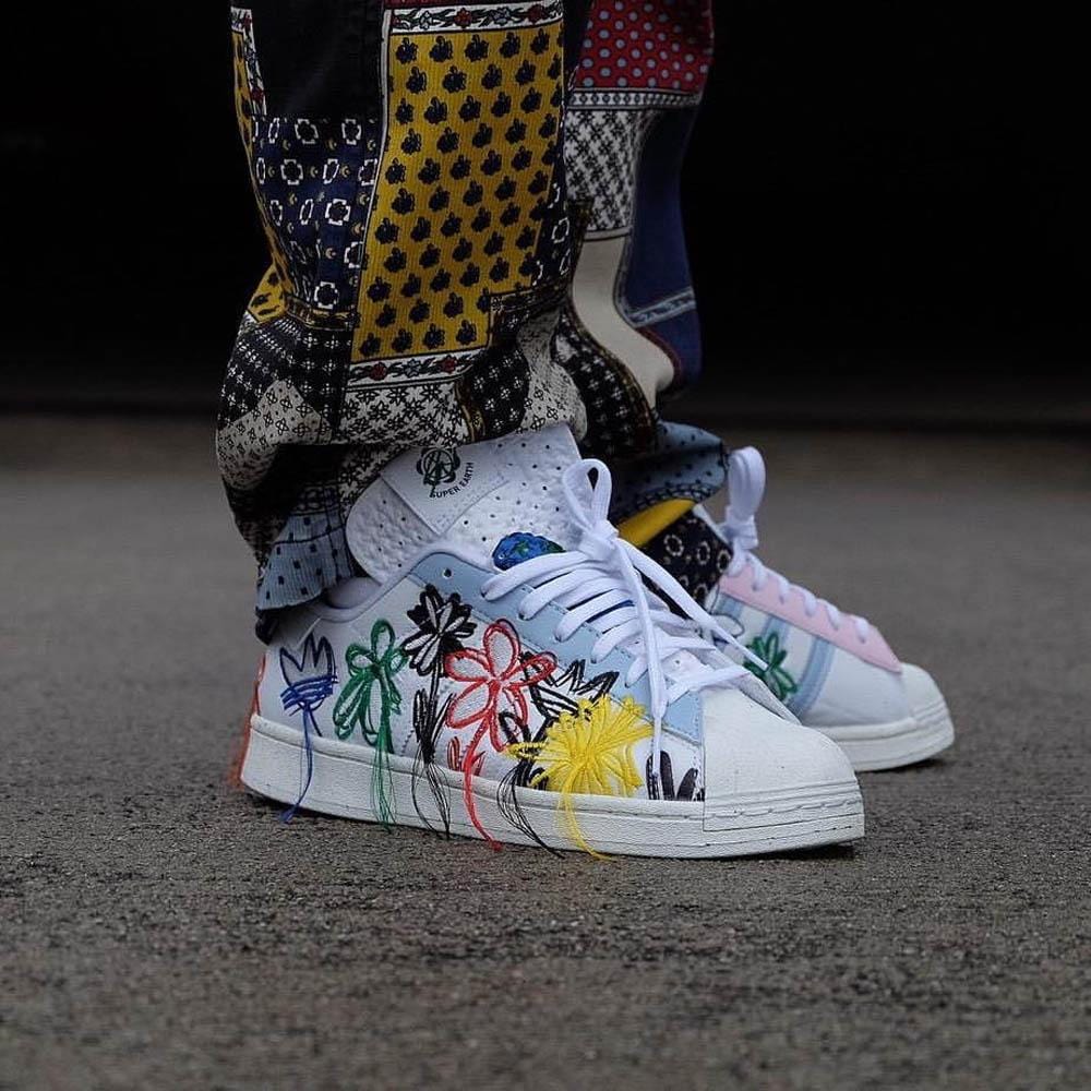 Exclusive Sean Wotherspoon x adidas Superstar 'SuperEarth' — UK 3.5 | EU 36 | US 4 — Alternate View 7