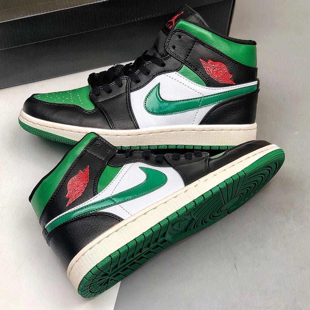 Exclusive Air Jordan 1 Mid 'Pine Green' — UK 3 | EU 35.5 | US 3.5 — Detail View