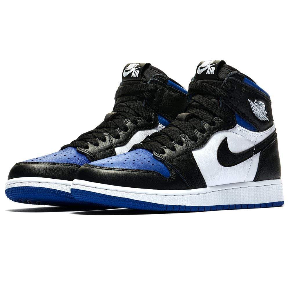 Exclusive Air Jordan 1 Retro High OG GS 'Royal Toe' — UK 13.5 | EU 32 | US 1Y — Side View