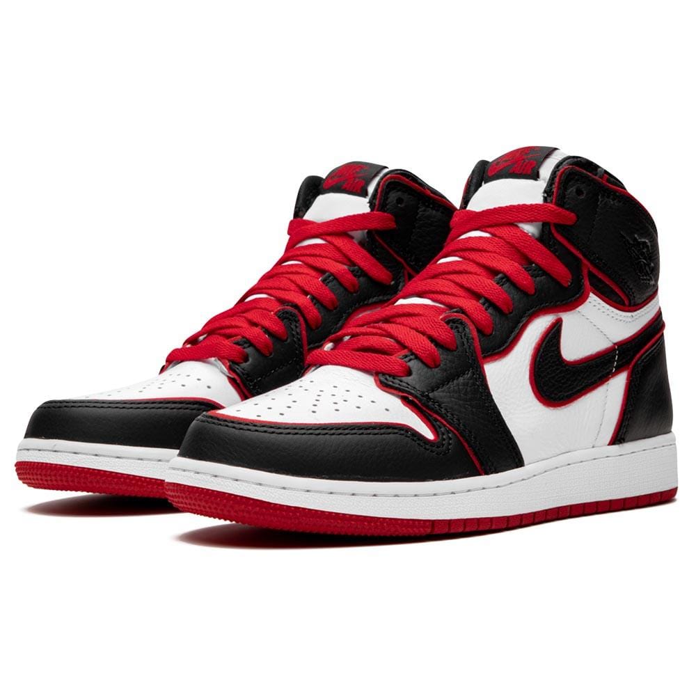 Exclusive Air Jordan 1 Retro High OG GS 'Bloodline' — UK 13.5 | EU 32 | US 1Y — Side View