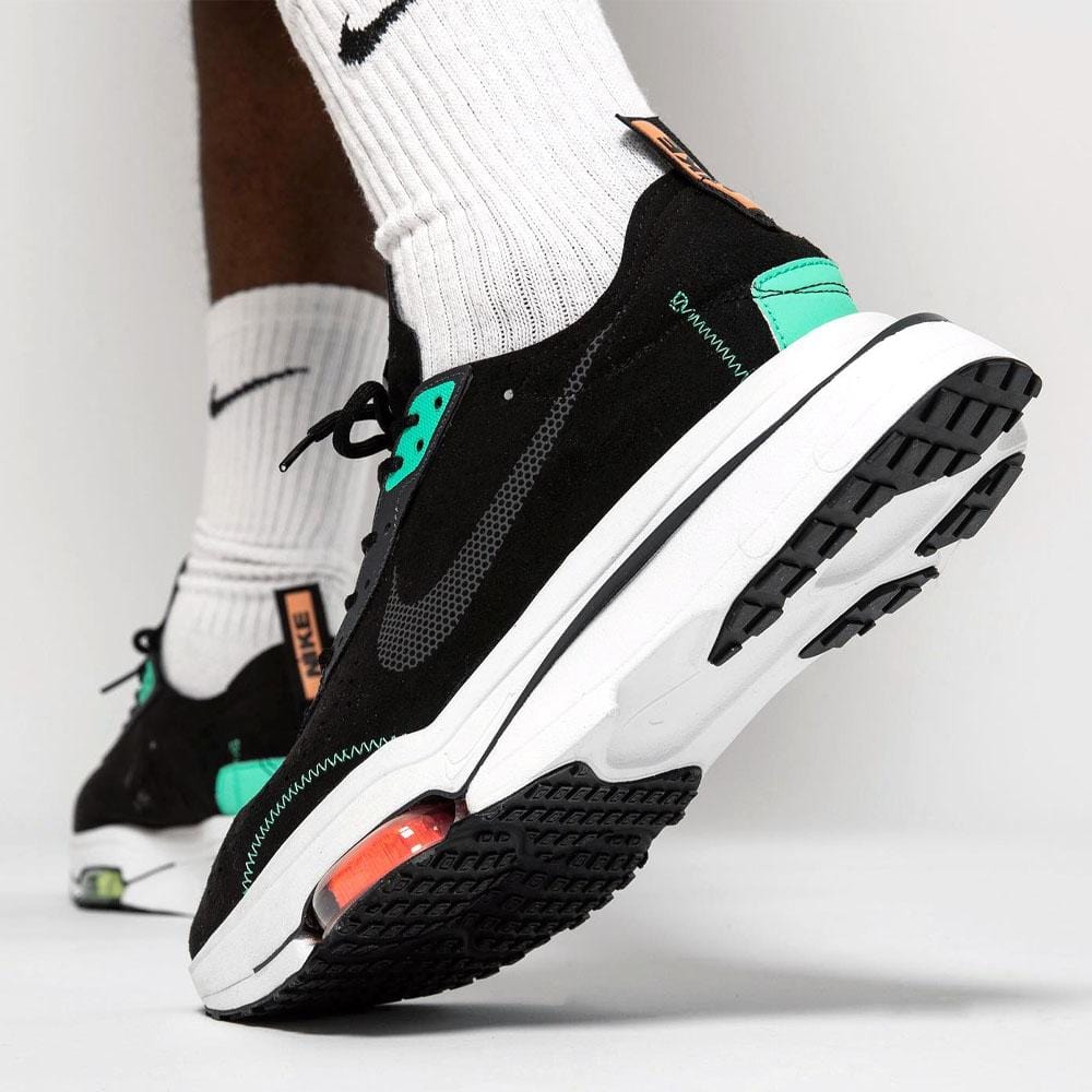 Exclusive Nike Air Zoom-Type 'Black Menta' — UK 3 | EU 35.5 | US 3.5 — Alternate View 7