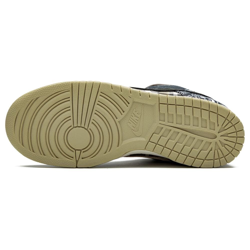 Exclusive Travis Scott x Nike SB Dunk Low Cactus Jack — UK 3 | EU 35.5 | US 3.5 — Lifestyle View